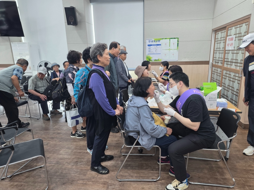[크기변환]경산시 - 경산시, 제81회 구강보건의 날 맞아 구강건강증진 행사 실시 2.JPG