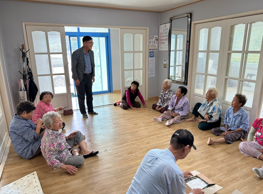 [크기변환]경산시 - 용성면, 추석 명절 맞아 경로당 29개소 현장 방문.jpg