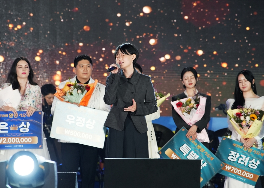 [크기변환]4. [사진] 다채로운 볼거리·먹거리 선보인 ‘2026 영천공동축제’ 성황리 마무리 (대상_박재인2).jpg